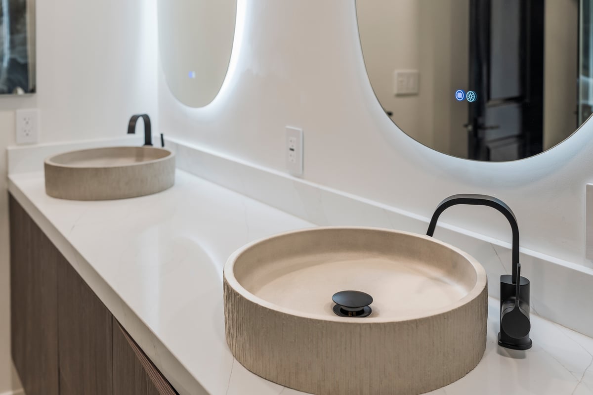 Dual vessel vanity sinks